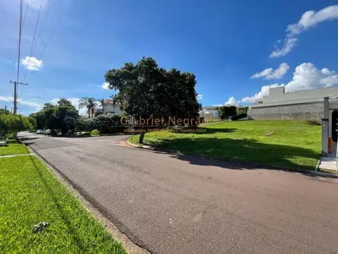Terreno de Esquina no Quintas das Flores - Oportunidade!