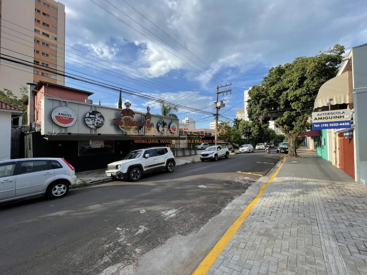 Oportunidade Única: Comercial na Vila Ocidental à Venda!