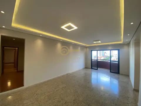 Conforto e Estilo: Apartamento com Vista Privativa à Venda!