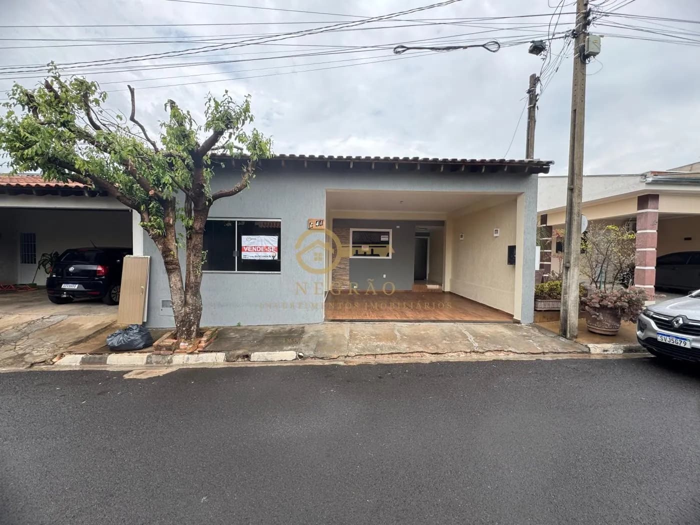 Conforto e Elegância: Casa em Bela Vista à Venda!