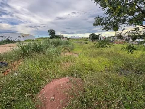 Terreno Imperdível no Jardim Aeroporto - R$ 80.000!
