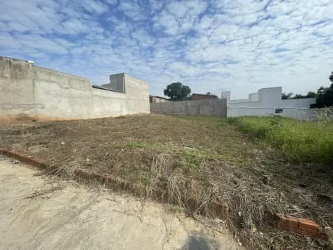 Terreno Imperdível no Residencial São Paulo - 272,80 m²!