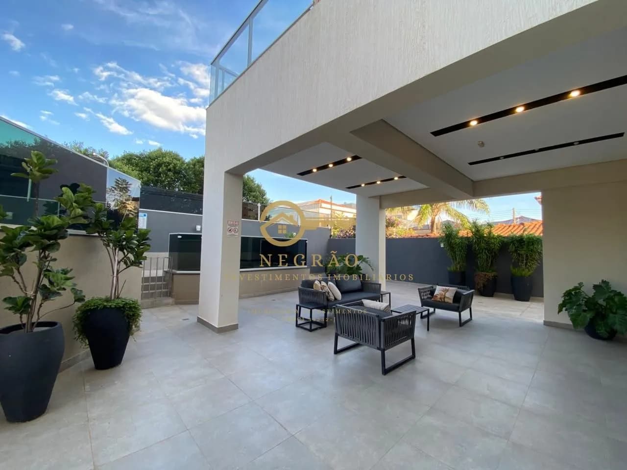 Luxuoso Apartamento com Varanda Gourmet no Centro de Prudente